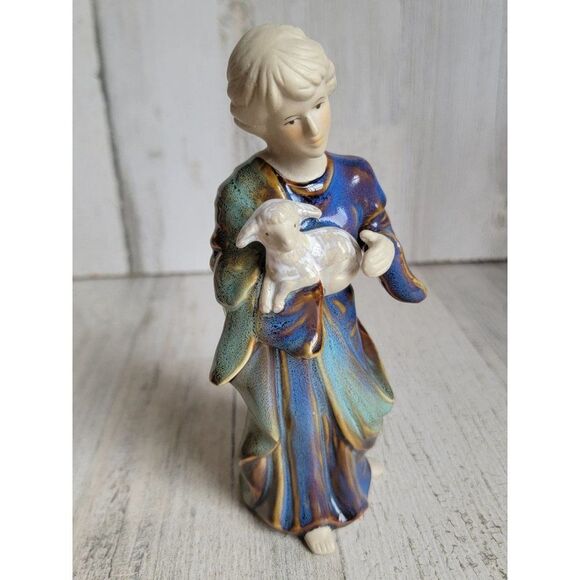 Nativity scene Shepherd boy lamb figure ceramic Xmas - Picture 2 of 7